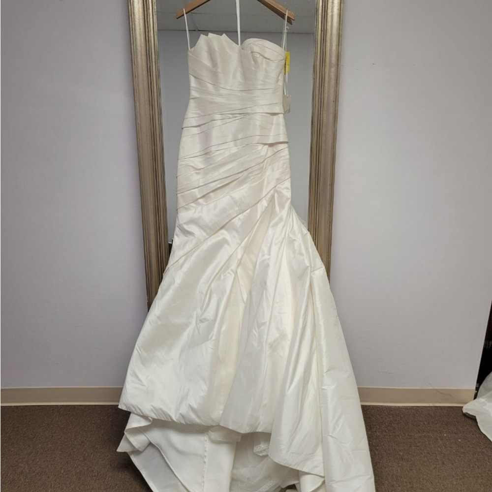 Women's La Sposa Dibujo Ivory Wedding Dress Size 10